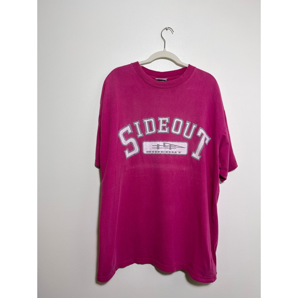 vintage magenta‎ graphic teeshirt 90s